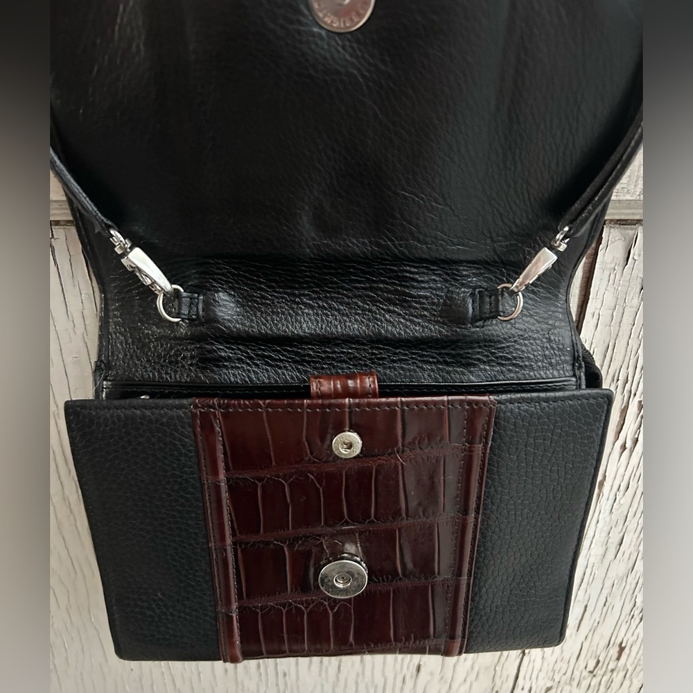 🌸Vintage Crossbody Wallet purse by Brighton🌸 - Picture 7 of 10